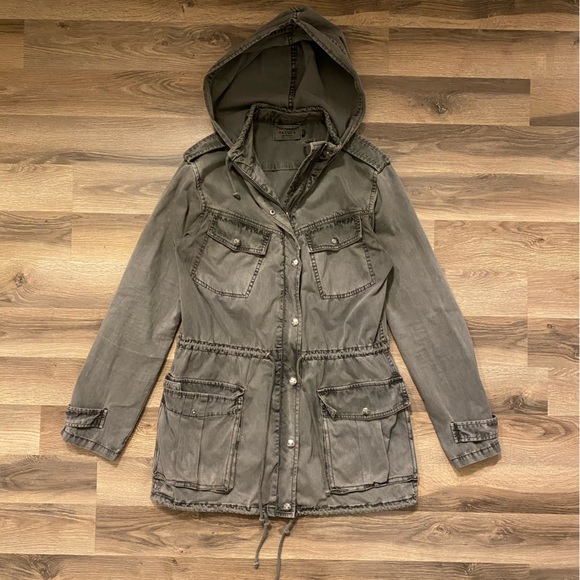 Aritzia Talula Green Utility Cargo Jacket